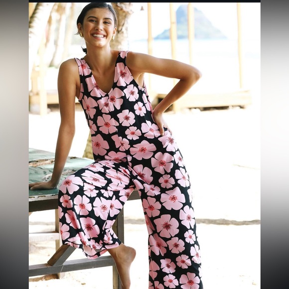 Ava Sky Pants - Ava Sky Jumper Melody in Black Floral Burst print — Size S